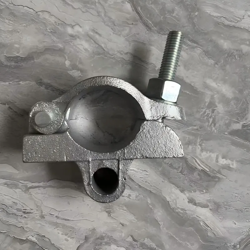 Чугунный хомут (1)